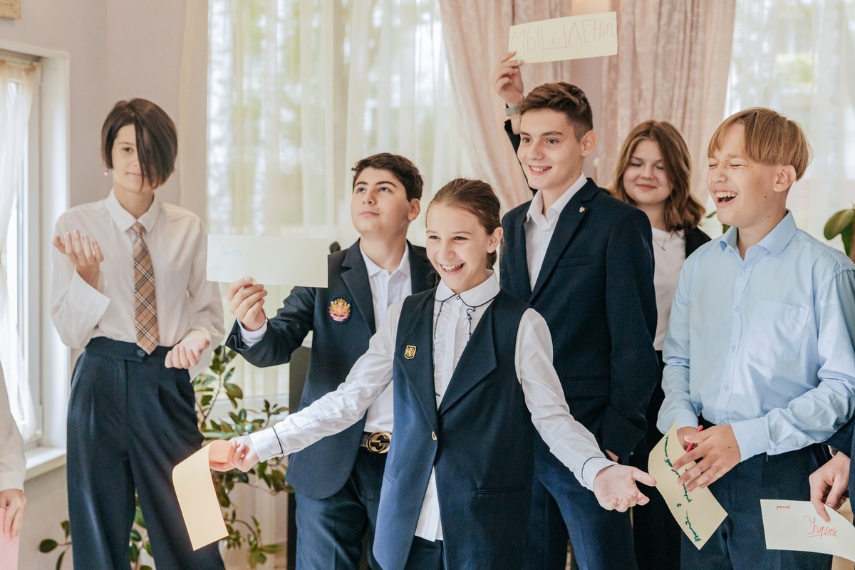 Фото: Ломоносовская школа