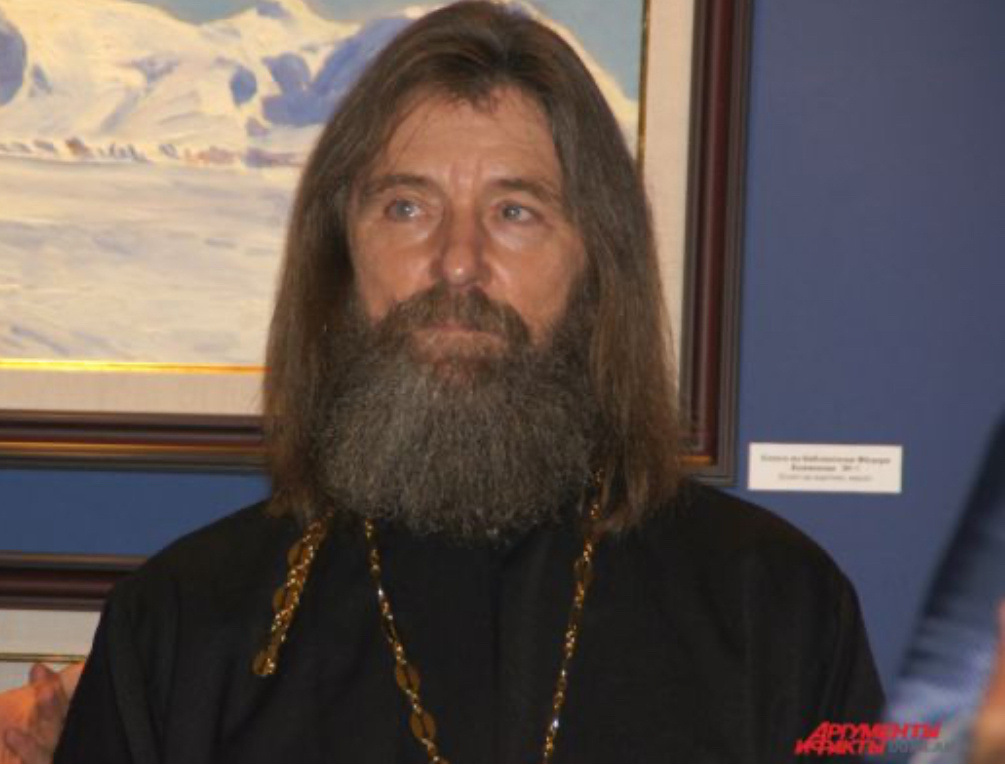 Федор Конюхов. Солнечный Стрелец. Фото взято с сайта АиФ. Советский и российский путешественник, писатель, художник, священник Русской православной церкви. Прославлен своими путешествиями, восхождениями и рекордами. Умеет грамотно и успешно привлекать инвесторов, медийно успешная личность. 