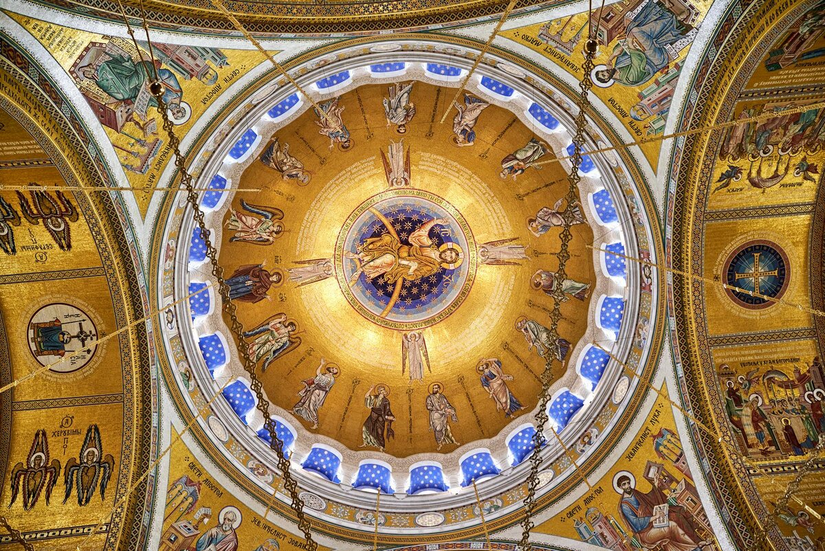 Православный Храм в Белграде, Сербия