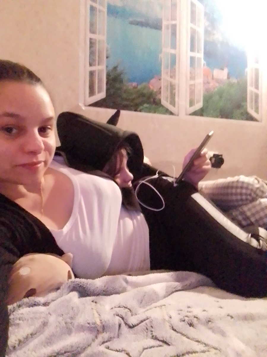 Привет👋 Я Катрин. В 2008 г. переехала на ПМЖ из Калининграда в Санкт-Петербург. Веду lifestyle-канал, здесь рассказываю о себе, работе, ремонте. Обо всём, что мне важно или интересно. Присоединяйтесь)