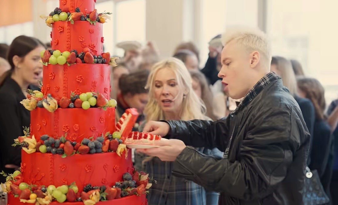 Я останусь с тобой - SHAMAN. Кадр из видео