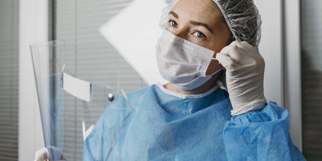 В России намерены сократить рабочую неделю для медиков: комментарий юриста