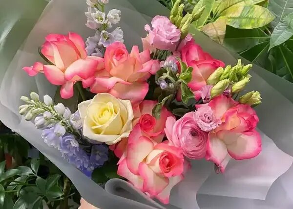   Французская роза в букете от AzaliaNow Мария Казённова