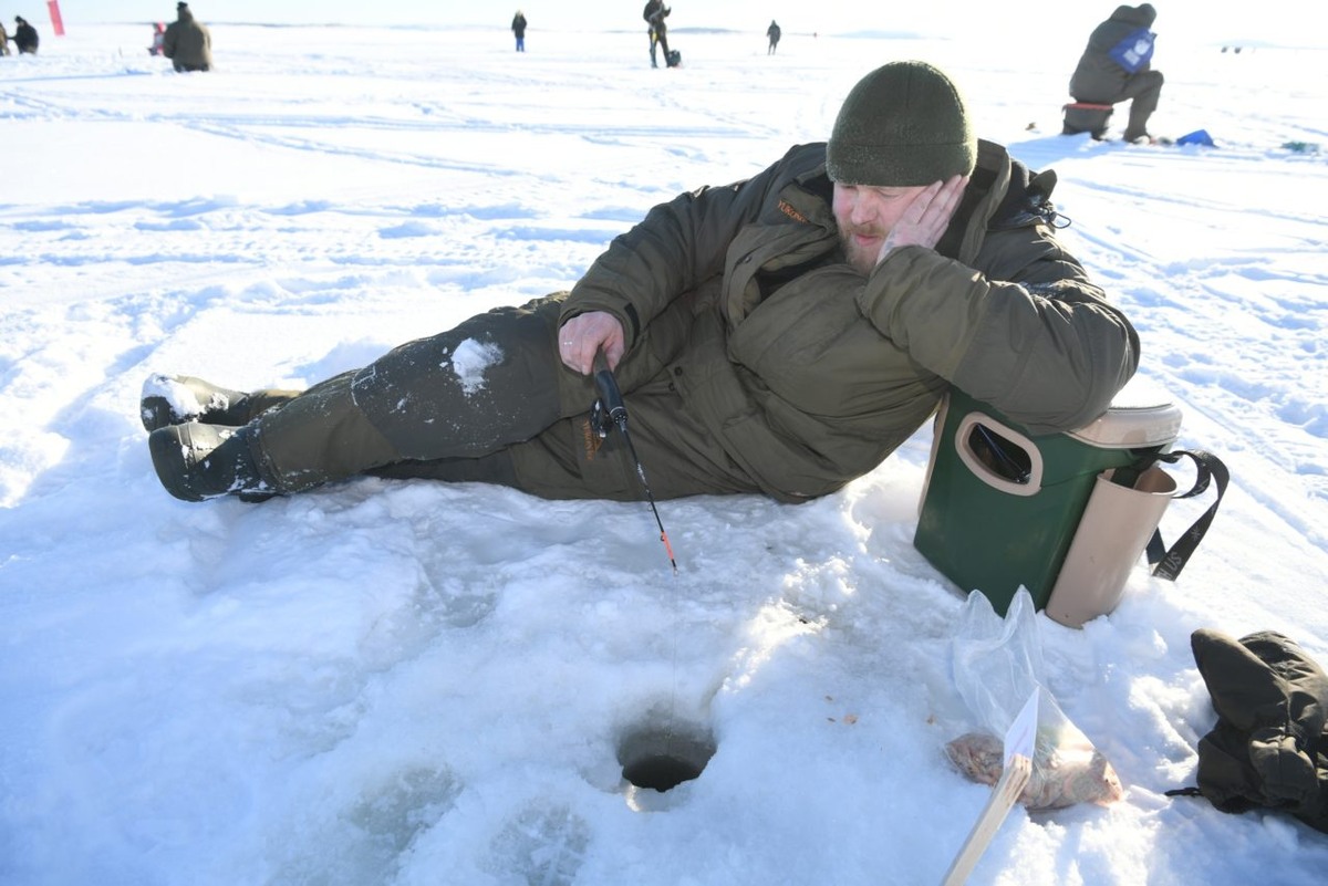    Соревнования по зимней рыбалке. Фото: "Республика"/ Сергей Юдин