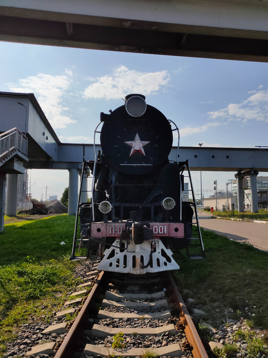 Паровоз П-0001