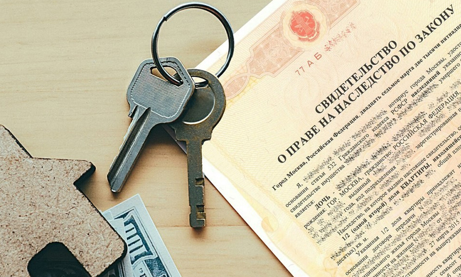 Кто должен платить за услуги ЖКХ за промежуток времени до принятия наследства