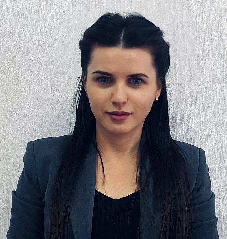 Директор информационно-библиотечной системы и музейно-выставочного комплекса Волжского Ольга Кулакова📷    Новый руководитель двух волжских муниципальных структур рассказала о планах развития библиотечной сети и музейного дела
