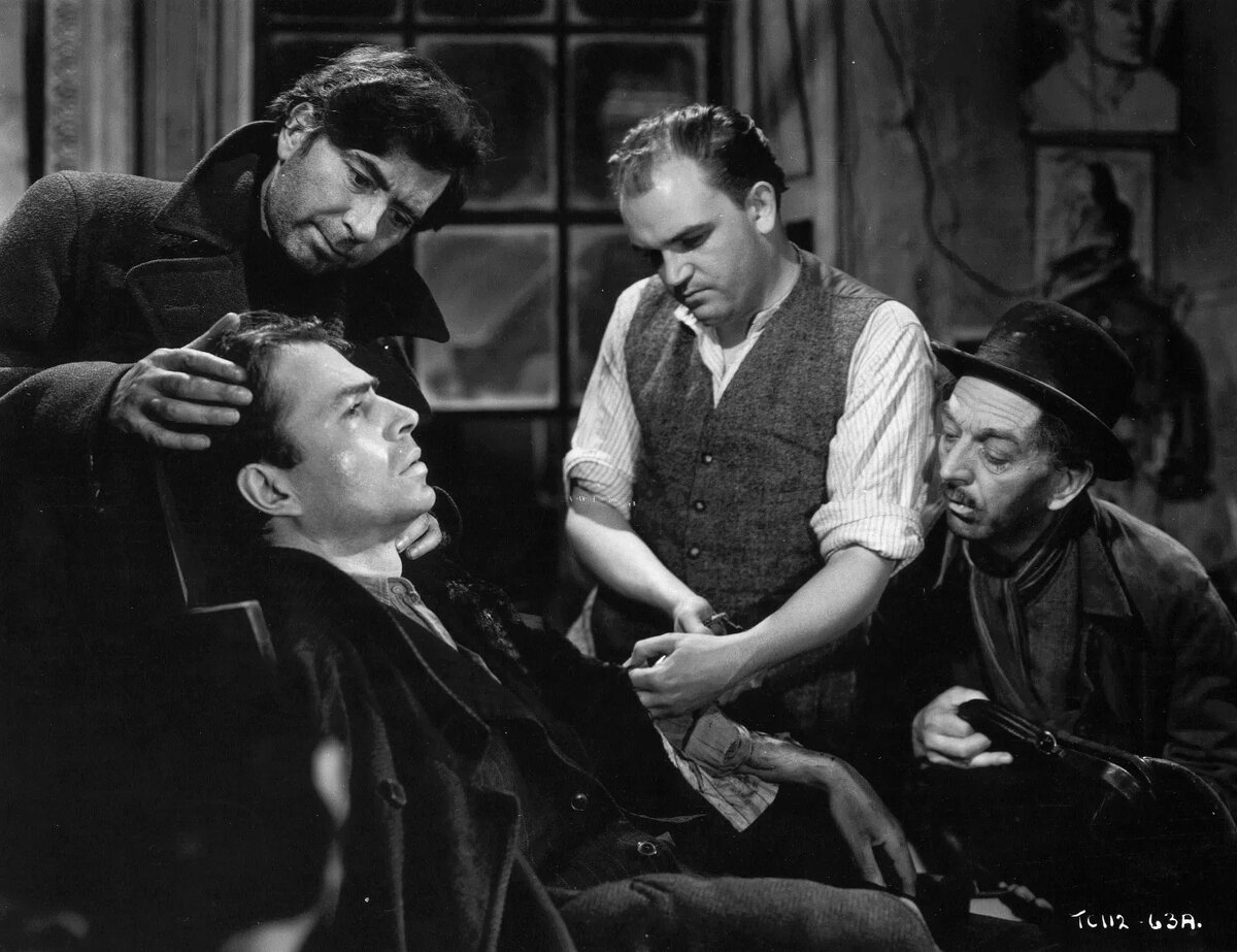 Актер Джеймс Мейсон, неподражаемый Элуин Брук-Джонс, выдающийся Ф. Дж. Маккормик и харизматичный Роберт Ньютон в фильме режиссера Кэрола Рида «Выбывший из игры» (Odd Man Out)