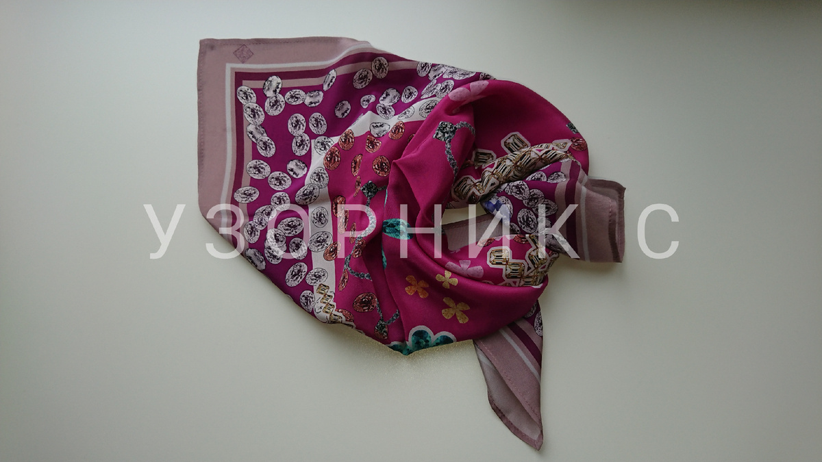 Платок "Стразы", фото автора