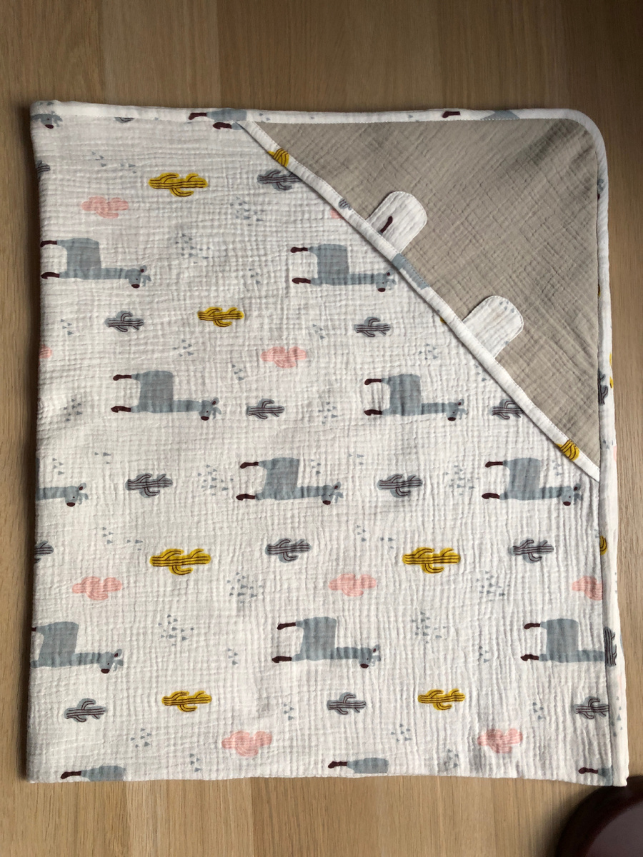 фото из моей галереи, Два в одном, сшила двухстороннее полотенце с уголком или плед для малыша из муслина, своими руками