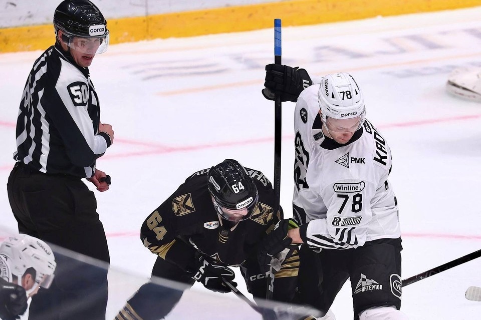 Бутузов Владимир Игрок ХК "Сибирь"