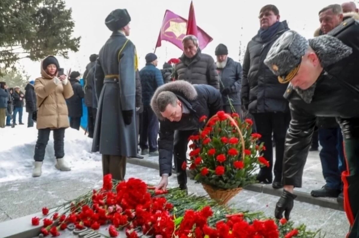    В годовщину вывода войска из Афганистана новосибирцы почтили память героев