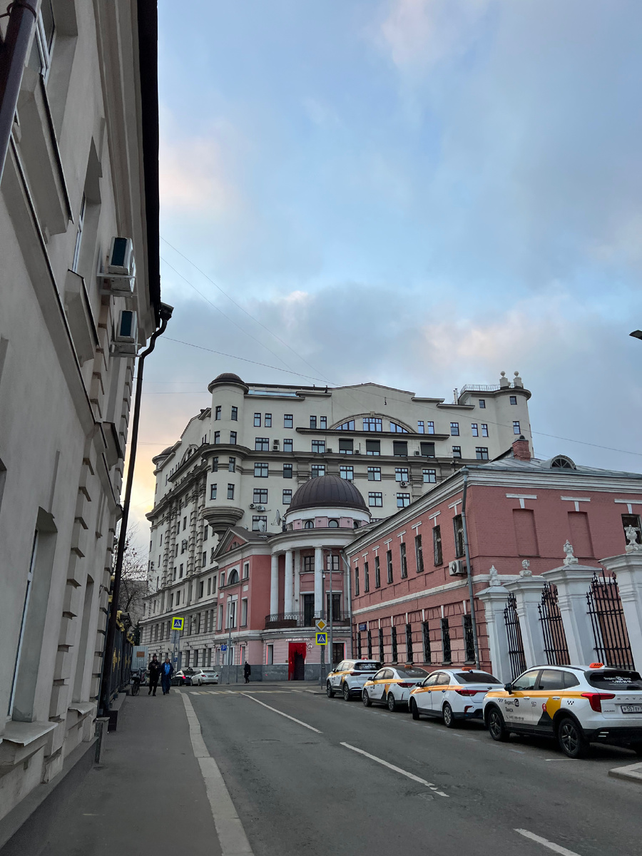 По дороге в музей Тропинина. Фото автора.
