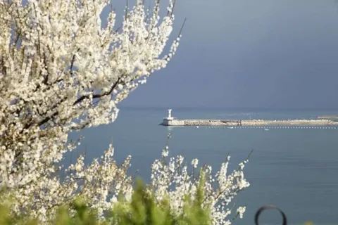 Весенний Крым