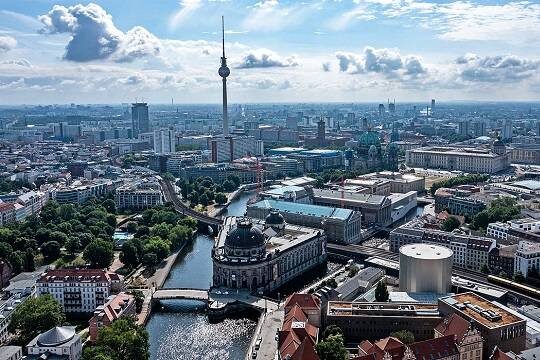    SHOT рассказал о жизни внучек Михаила Горбачева в Германии