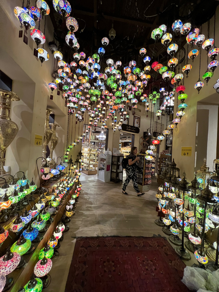 Рынок рядом с Jumeirah Burj Al Arab в Дубае