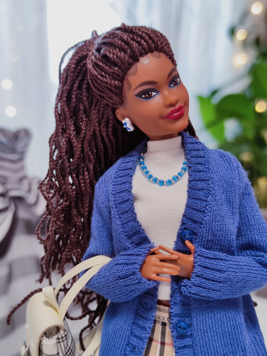 – Да-да, речь про мое полосатое платье!