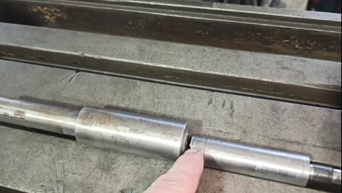 Тот самый сломанный вал.