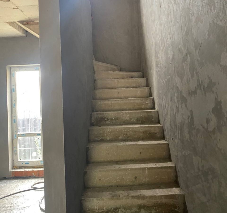 Штукатурка стен по маякам