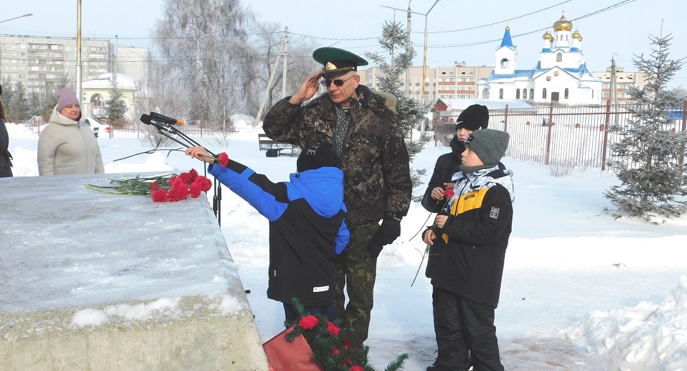 Память воинов-интернационалистов почтили жители Линево