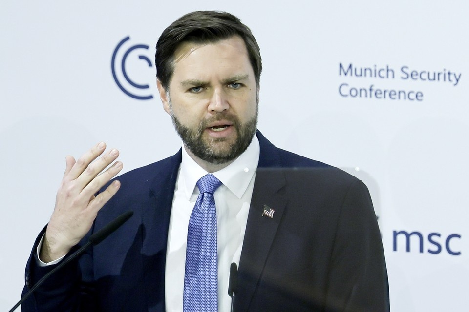 Вице-президент США Вэнс послал Зеленского «работать над ошибками в домашнем задании». Фото: EPA.