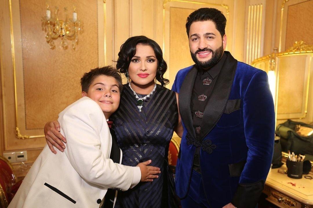 Анна Нетребко с Юсифом Эйвазовым и сыном