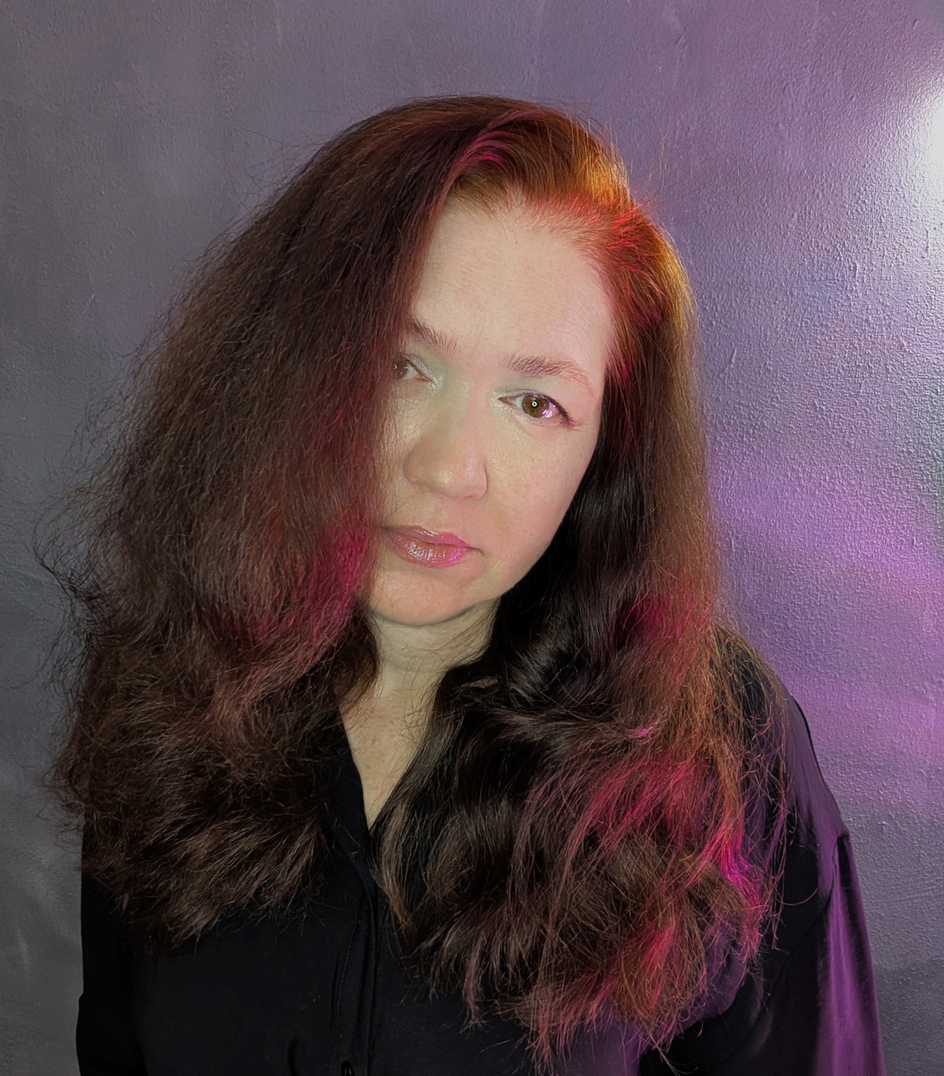 Инна Аши, мультижанровый художник.