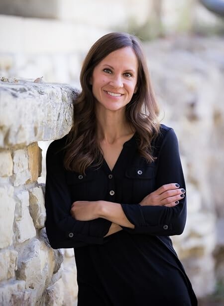 Мэри Кубица - автор, чьи детективы неоднократно становились супербестселлерами. 