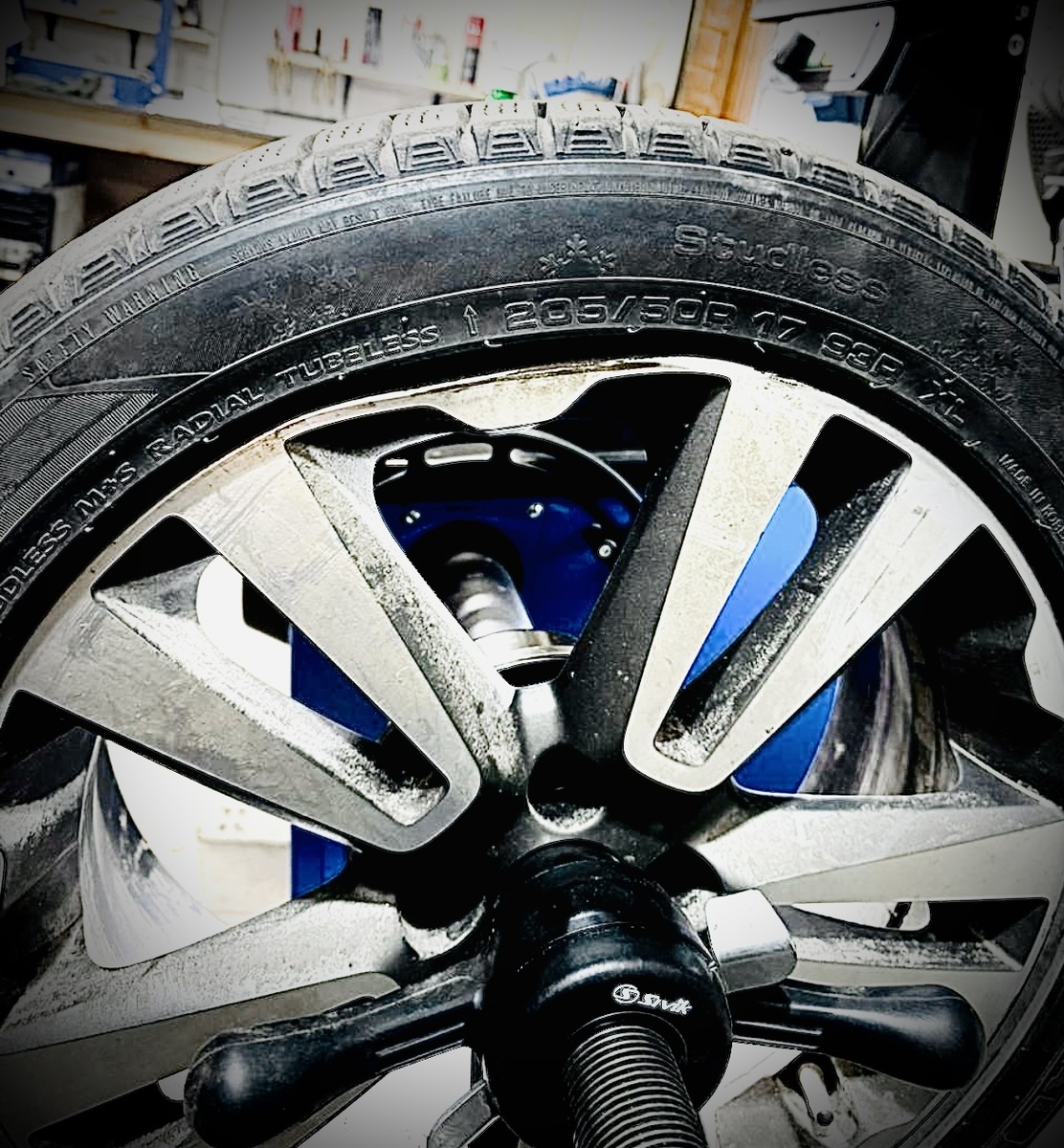 Пример видимого, визуального повреждения наружней части диска