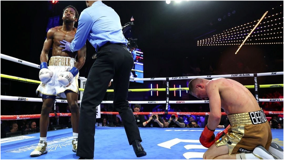 Финал поединка Беринчик-Дэви.