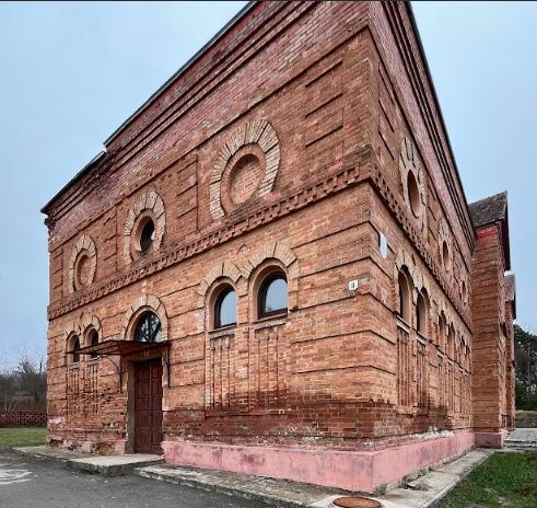 Последствия от влажности поднимающейся из земли при отсутствии горизонтальной гидроизоляции 