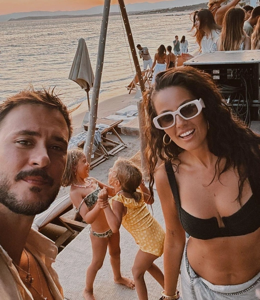 Фото из социальных сетей Пелин Акил