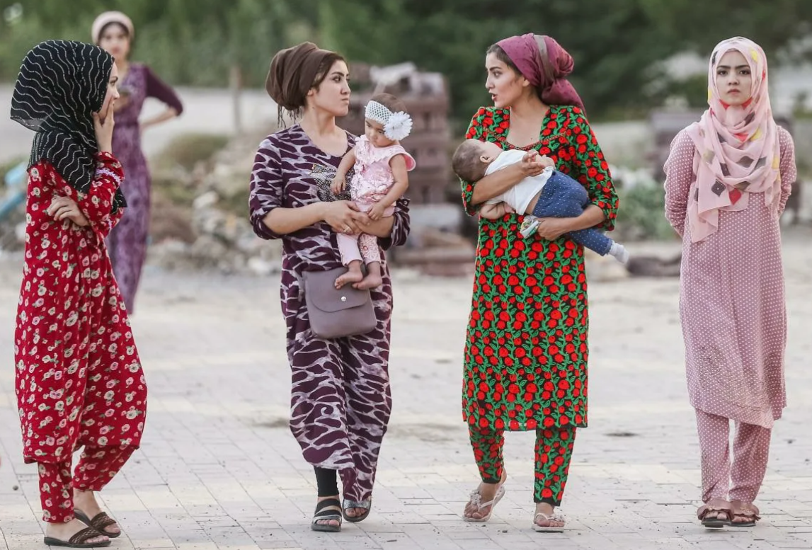 Фото с сайта https://kprfrzn.ru/news/sobytiya/v-mire/v-tadzhikistane-zapretjat-ispolzovat-slavjanskie-okonchanija-v-imenah-i-familijah/amp