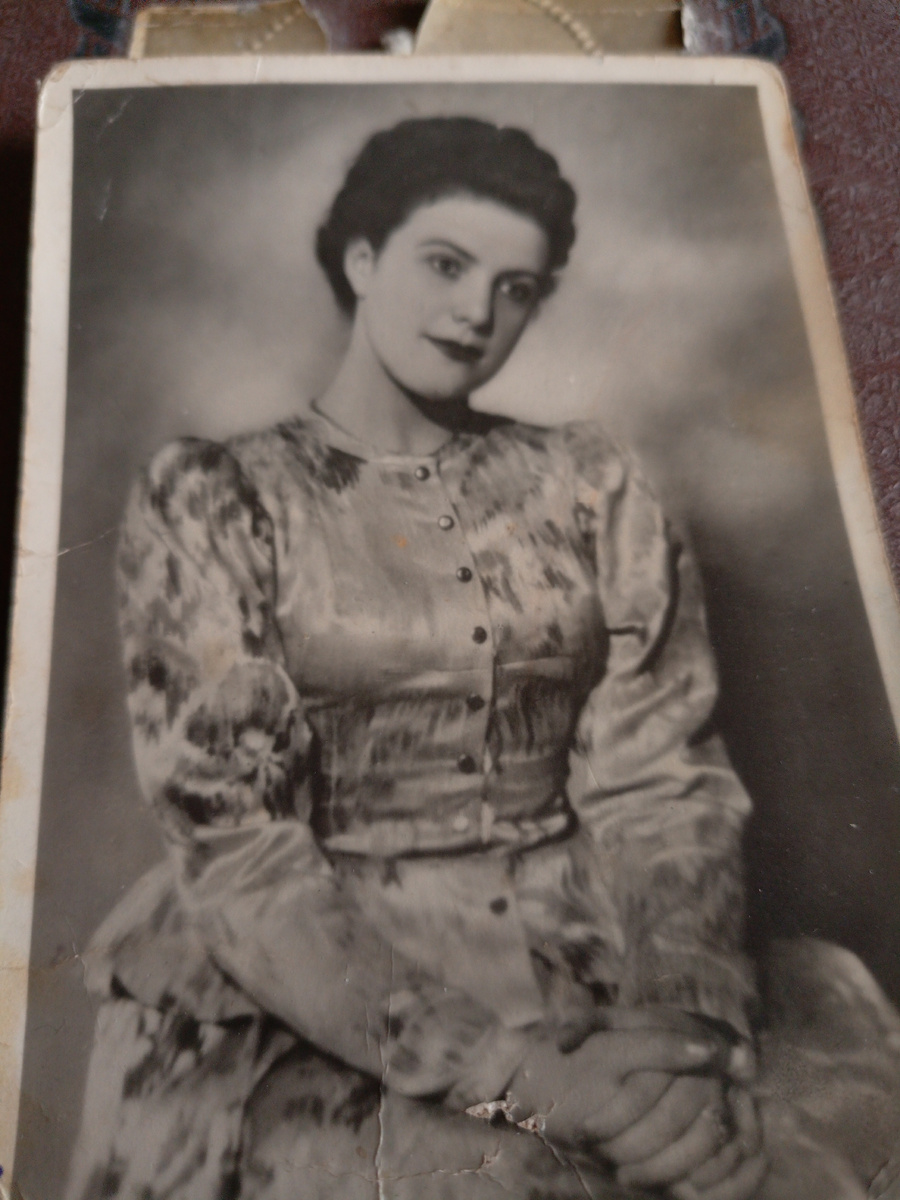 Л . И . Масленникова. 