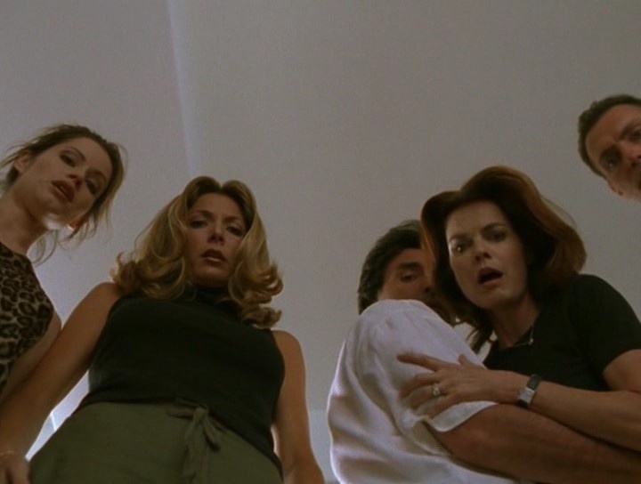 Оригинальное название звучит более коммерчески - «Killer Weekend»