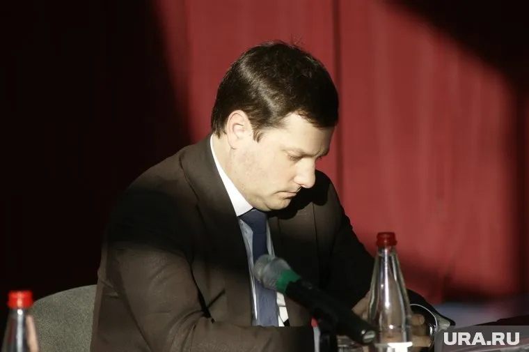 Суд избрал меру пресечения бывшему первому заместителю губернатора Югры Алексею Шипилову
Фото: Эльдар Булатов © URA.RU