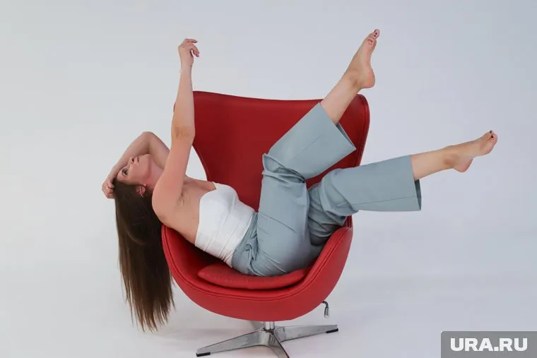 Фотоснимки клиенты делают сами с помощью специального пульта
Фото: Размик Закарян © URA.RU