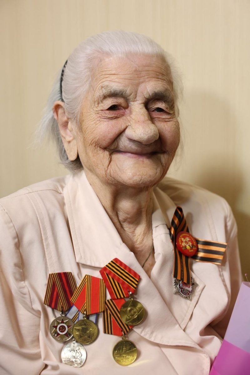    Во время войны Матрена Логинова отвечала за осмотр вагонов и составов