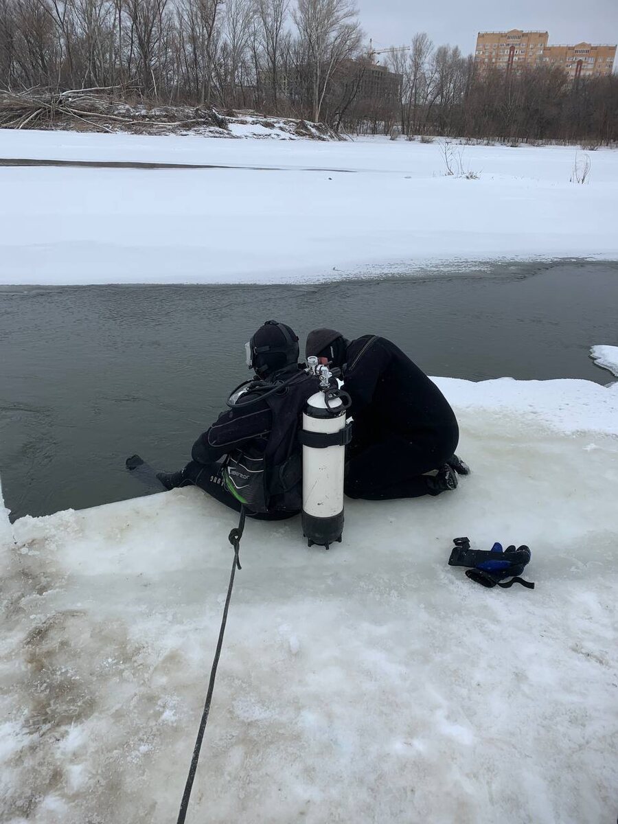     На реке Урал в Оренбурге искали утонувшего мужчину Оренбуржье
📷    На реке Урал в Оренбурге искали утонувшего мужчину Оренбуржье
