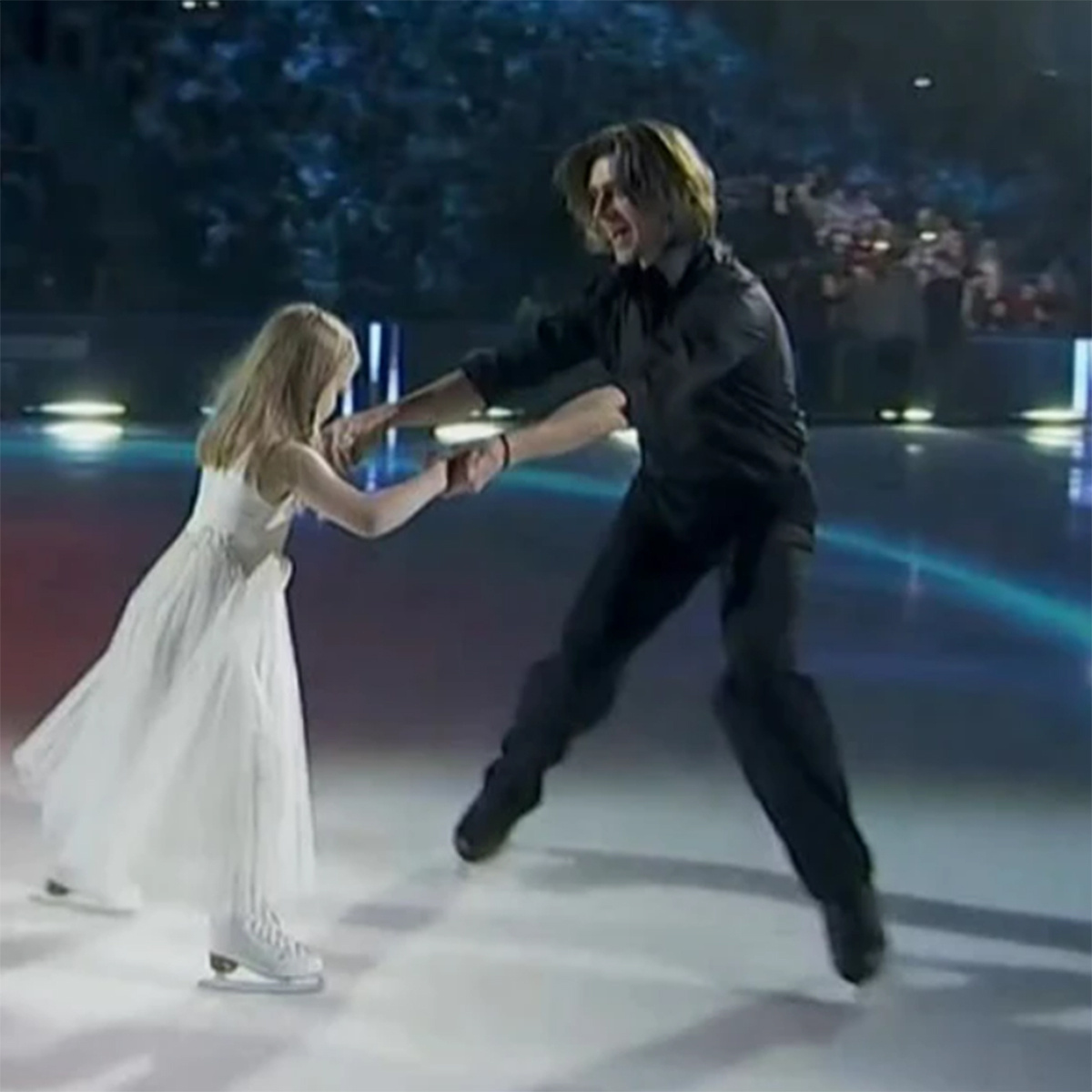 Петр Чернышев и его дочка Мила. Фото: кадр видео