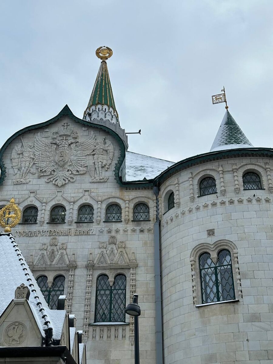 Здание Центрального банка на Большой Покровской улице. Фото: Елена Соколова