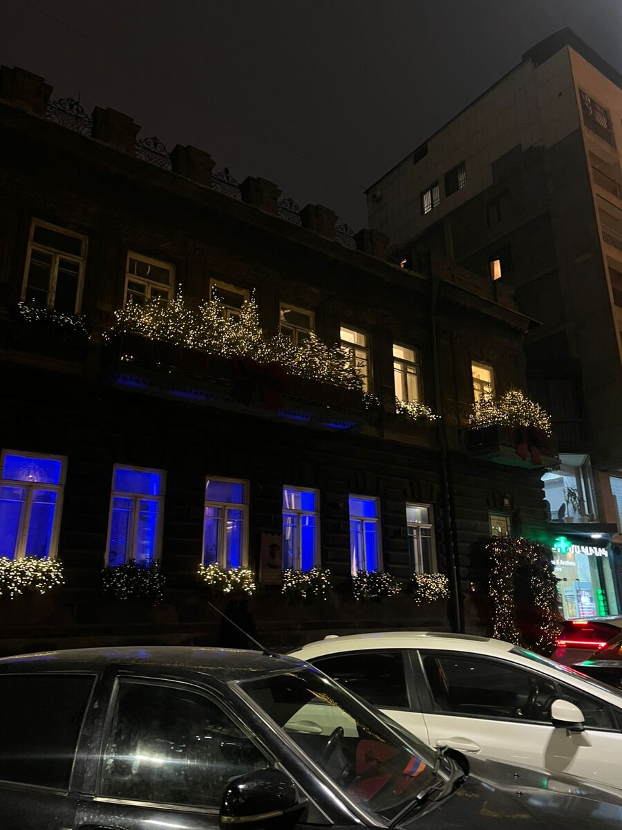 Новогодние улицы в Ереване