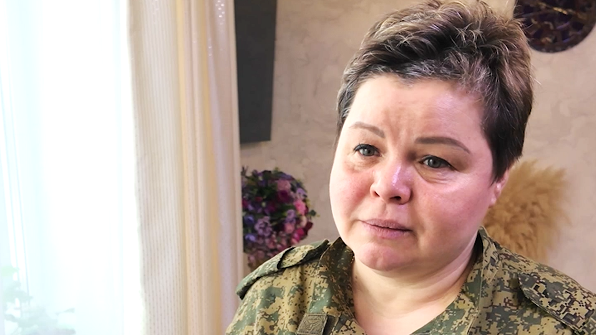    «Мальчишки меня звали мамой»: как югорчанка стала родной для раненых бойцов