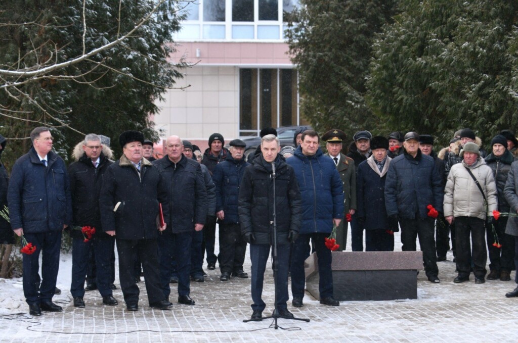 С днем рождения женщине волонтеру