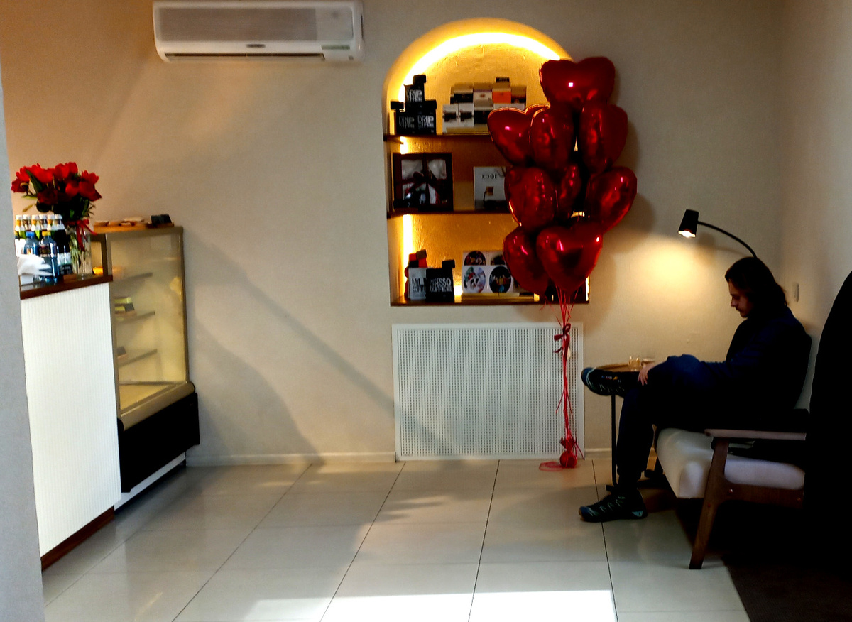 Кафе Fresco в Донецке фото февраль 2025