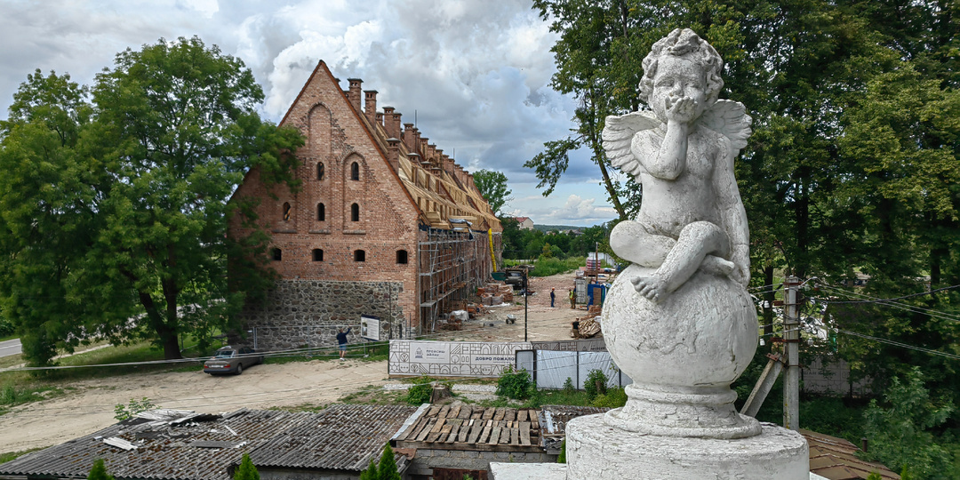г. Прейсиш-Эйлау (ныне Багратионовск) - место первой неудачи Наполеона. Осмотрим памятник на эту тему, замок XIV века и Софийскую церковь