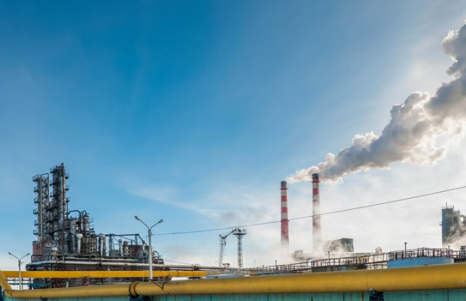 Нефтеперерабатывающий завод