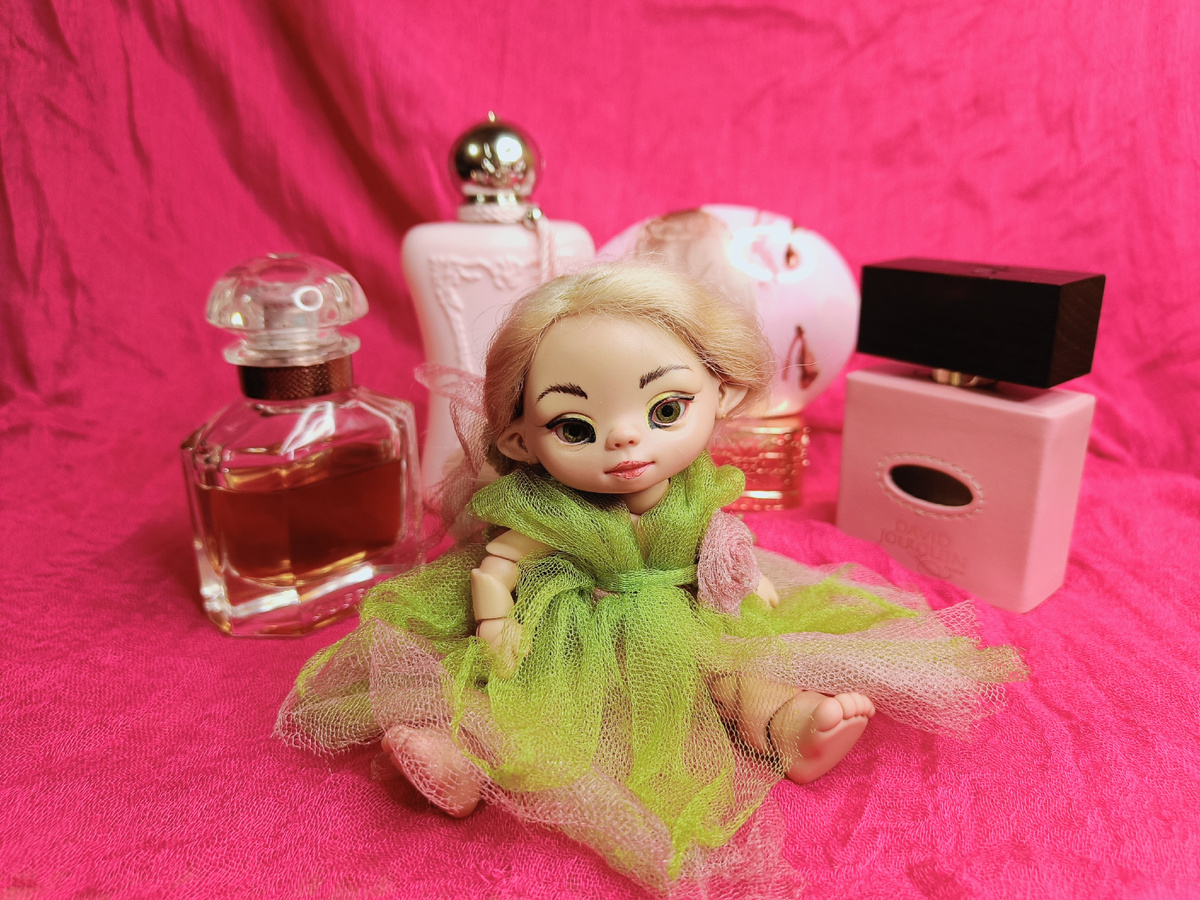 Танечка тоже задолбалась...