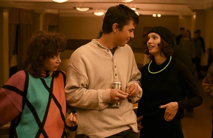 Света, Данила, Кэт / imdb.com