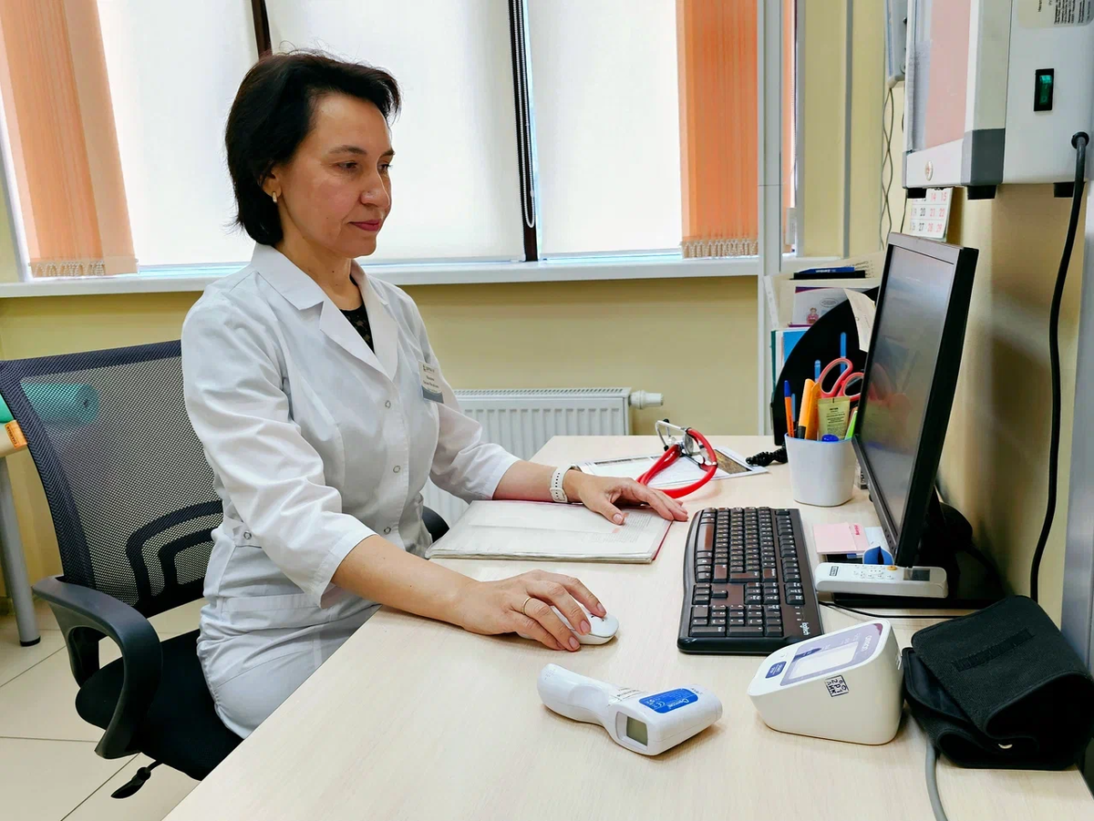 Макарова Оксана Михайловна
Врач-кардиолог, аритмолог, к.м.н., высшая категория
